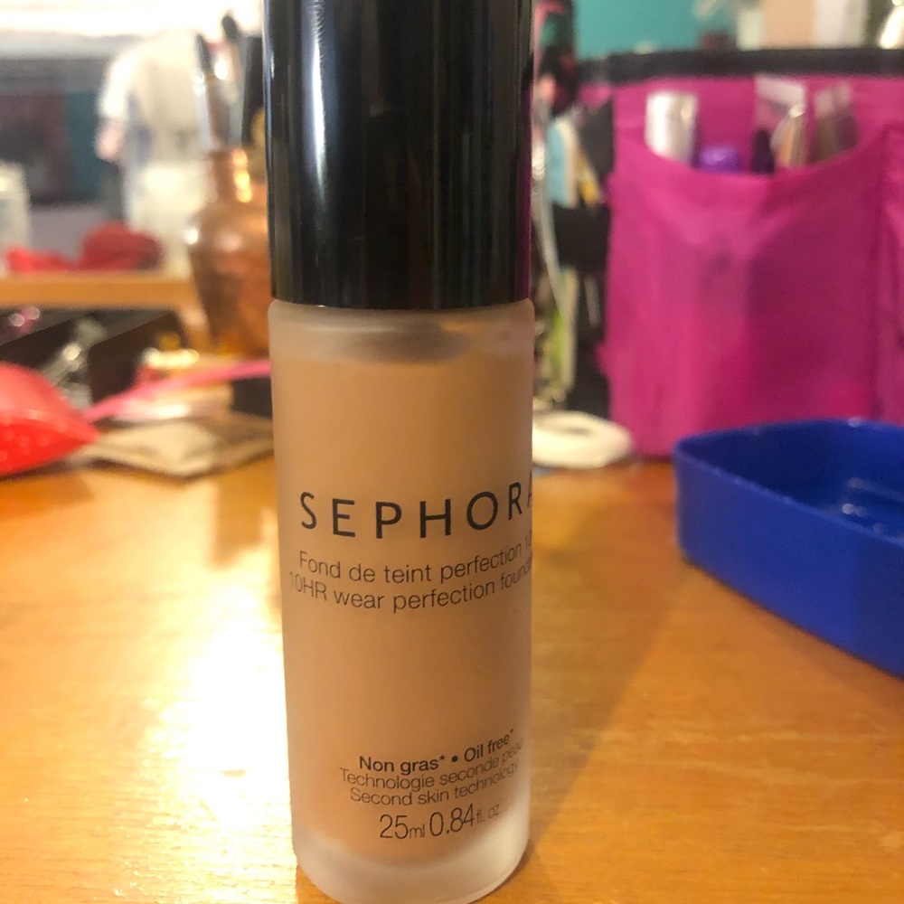 Sephora foundation in the shade Mocha